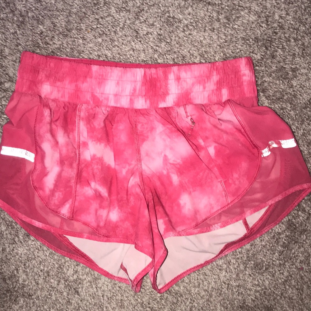 Lululemon Hotty Hot 2.5” Short